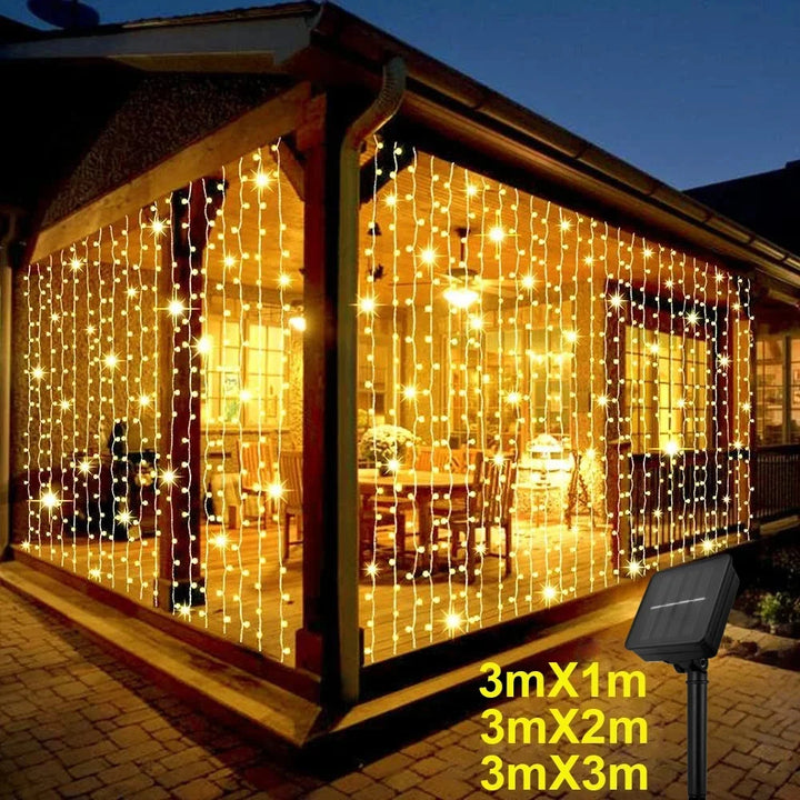 🎁 Solar Curtains: The Glow of Your Sustainable Christmas!