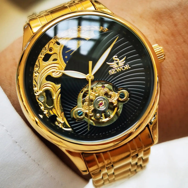 🔥 More Than a Watch — A Symbol of Sophistication and Strength!